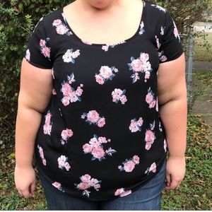 TORRID Black and Pink Floral Georgette Blouse 🖤